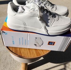 ALDI Gear 2024 Mens White Sneakers w/Blue Aldi Logo Lace Up Tie Size 12 Mens NIB